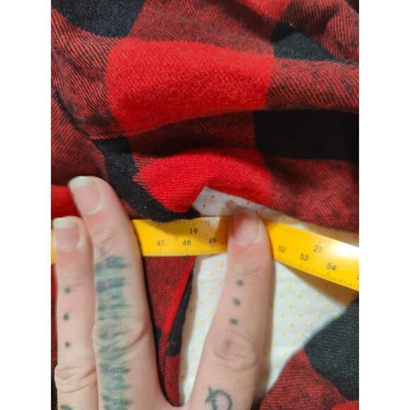 J CREW XXS PREOWNED WOMENS FLANNEL SHIRT RED AND BLACK - Picture 3 of 4